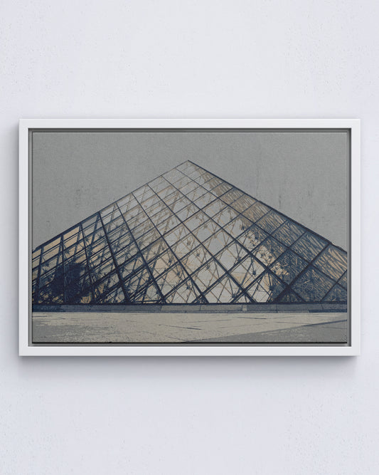 Paris Louvre Pyramide – Moderne Architektur