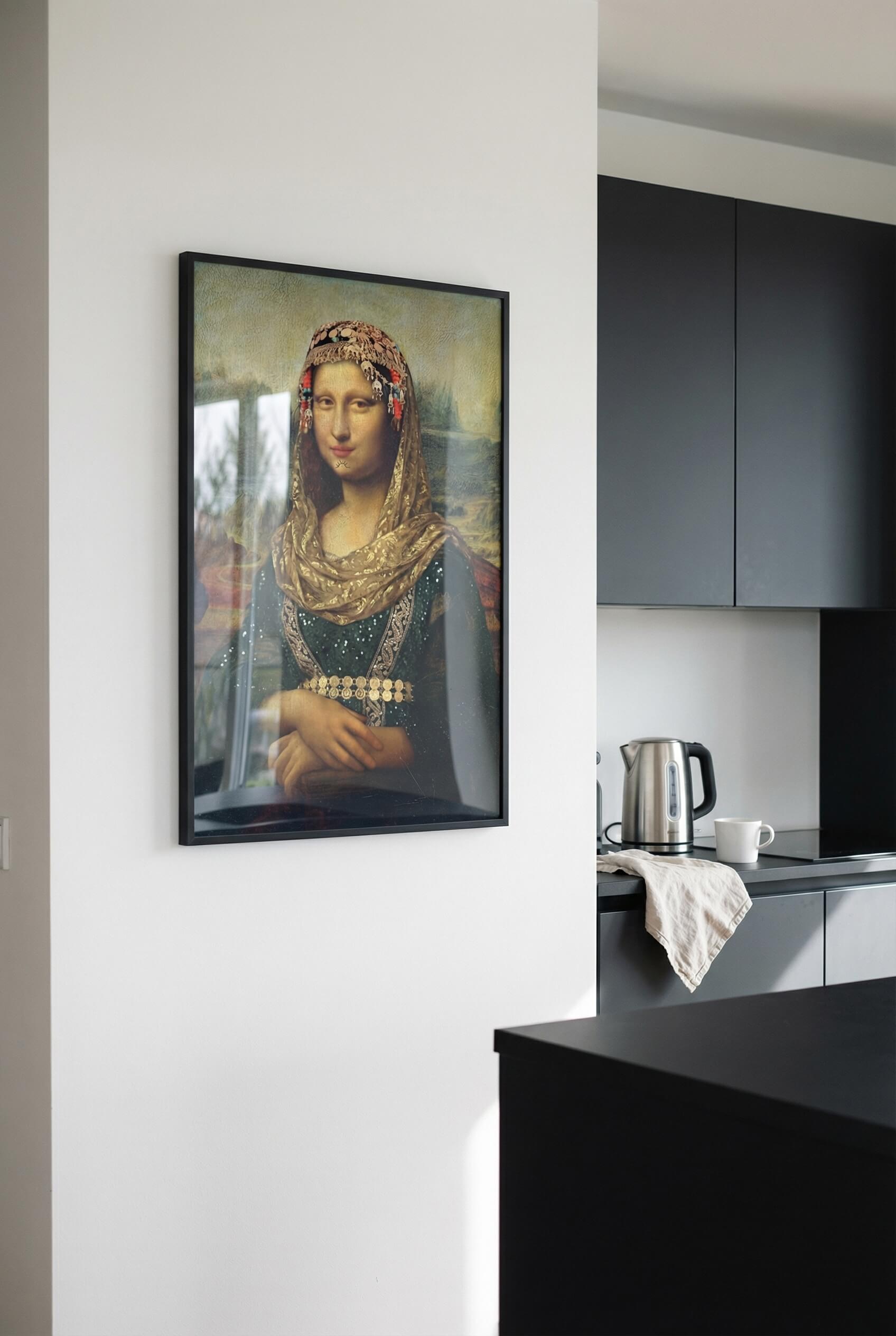 Kurdische Mona – Cultural Heritage Portrait