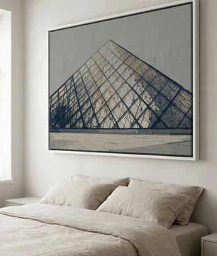 Paris Louvre Pyramide – Moderne Architektur
