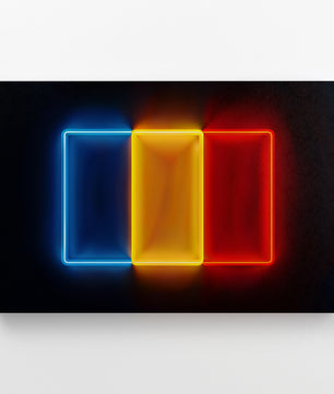 Romania - patriottismo neon