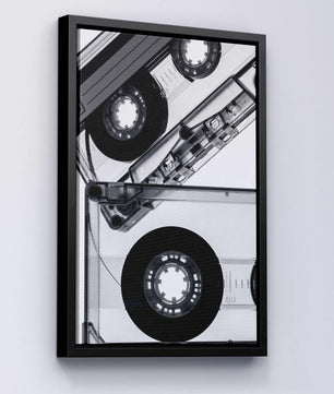 Analog Vibes – Retro Cassette Art