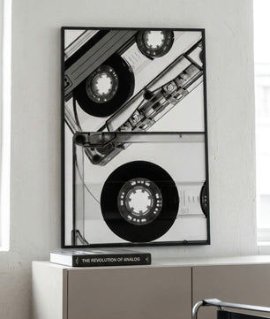 Analog Vibes – Retro Cassette Art