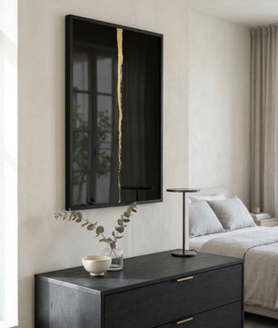 Obsidian Gold – Minimal Line Art