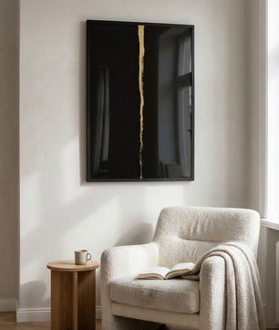 Obsidian Gold – Minimal Line Art