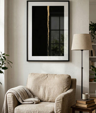 Obsidian Gold – Minimal Line Art