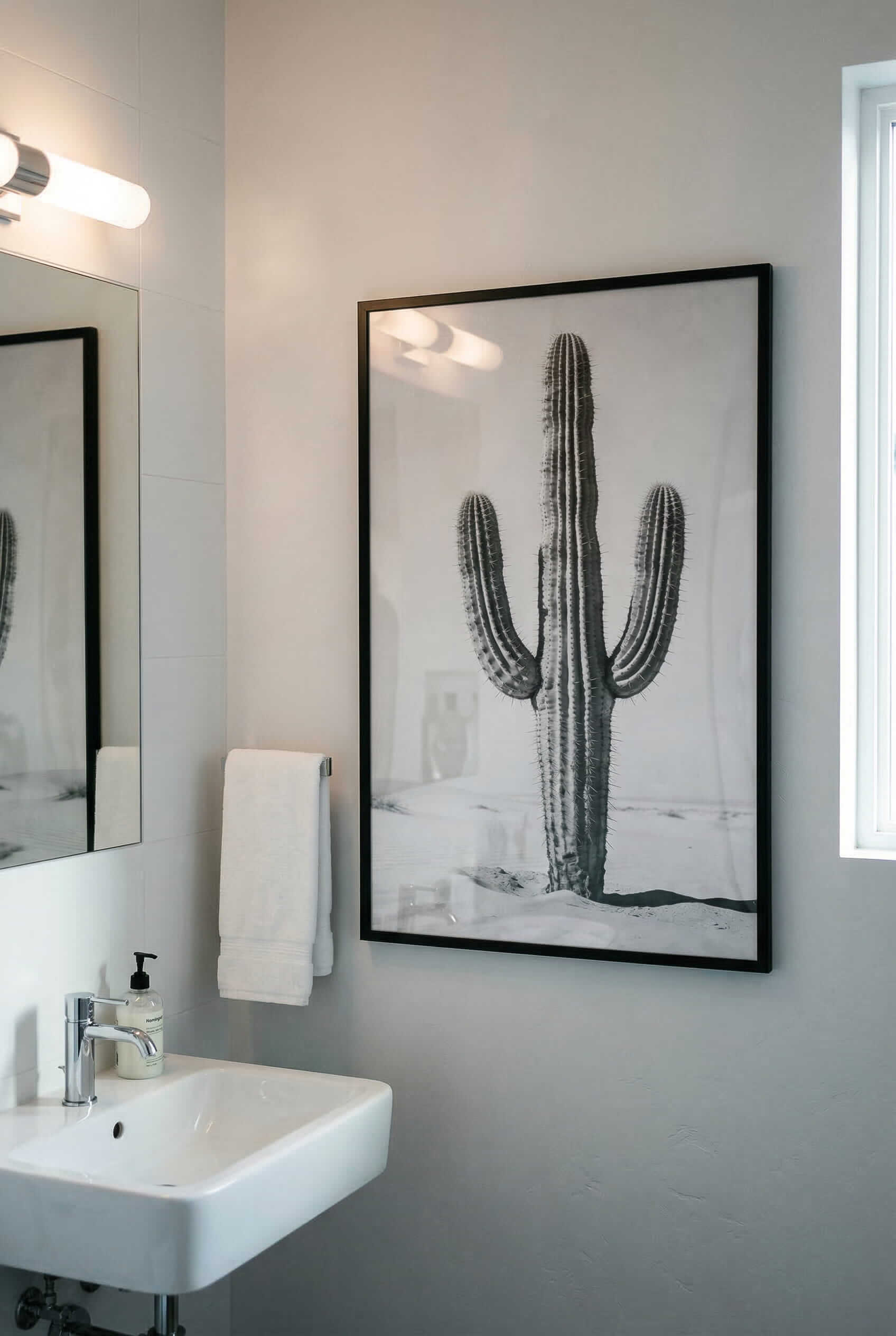 Silent Lines – Cactus