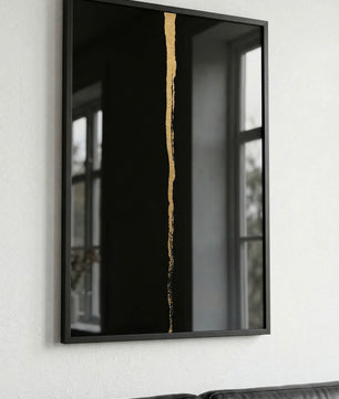 Obsidian Gold – Minimal Line Art