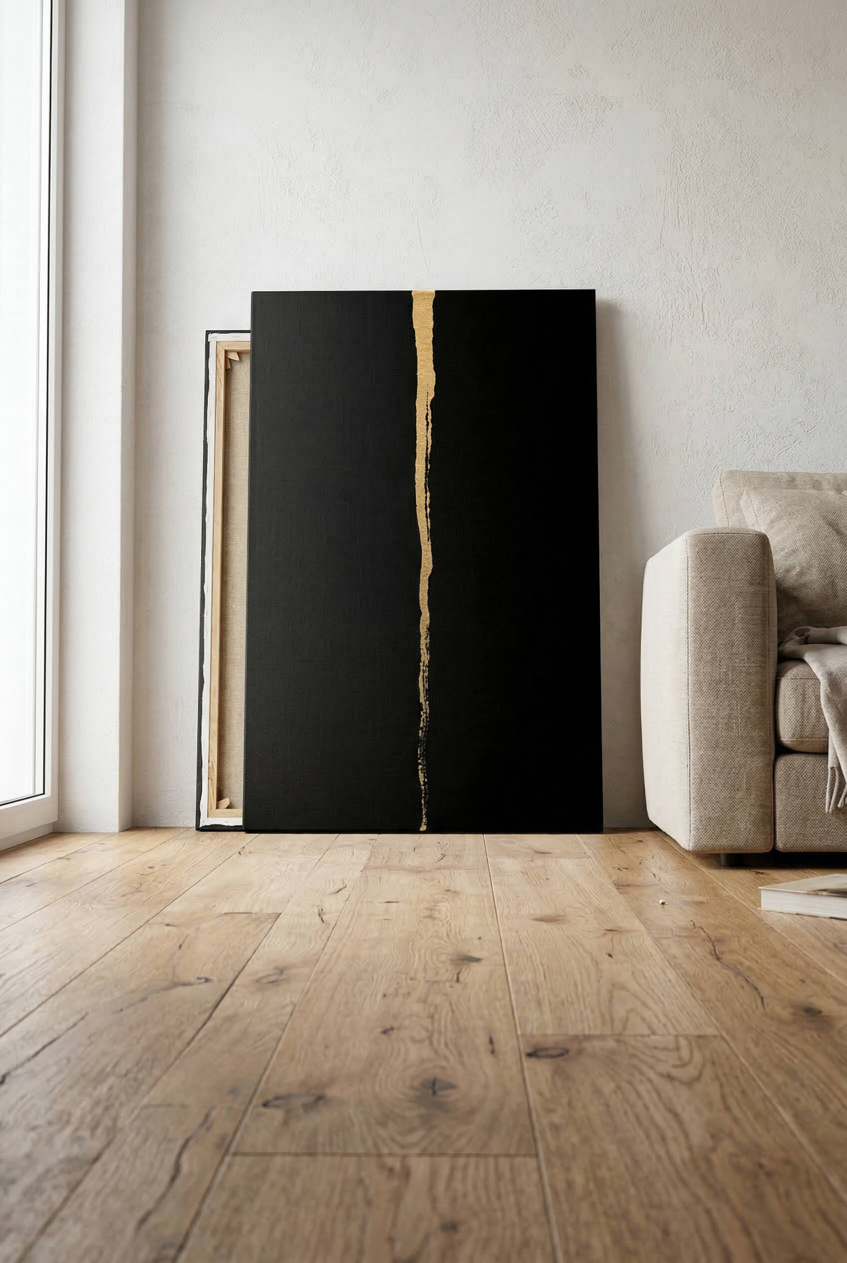 Obsidian Gold – Minimal Line Art