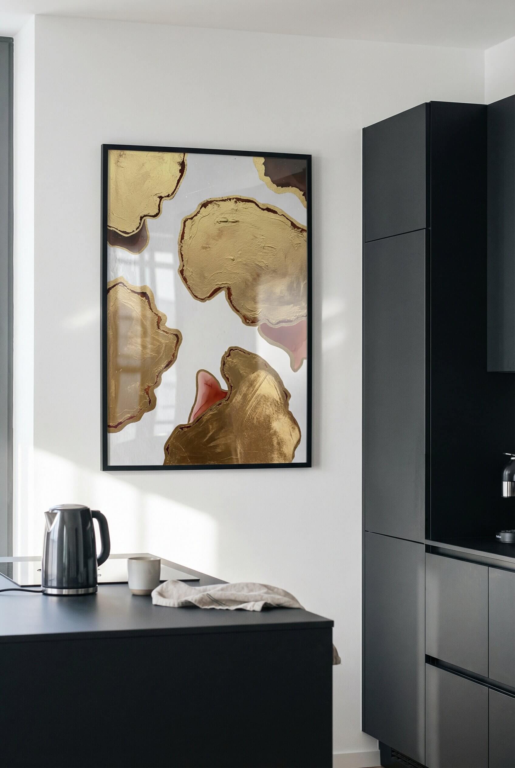 Golden Depth – Abstract Layers